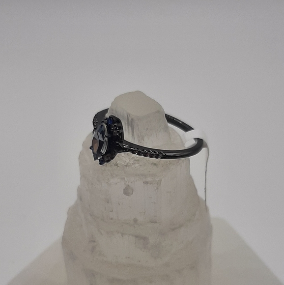 R1019 Black Marquise Ring Plated - Fragrant Jewels - Picture 2 of 7